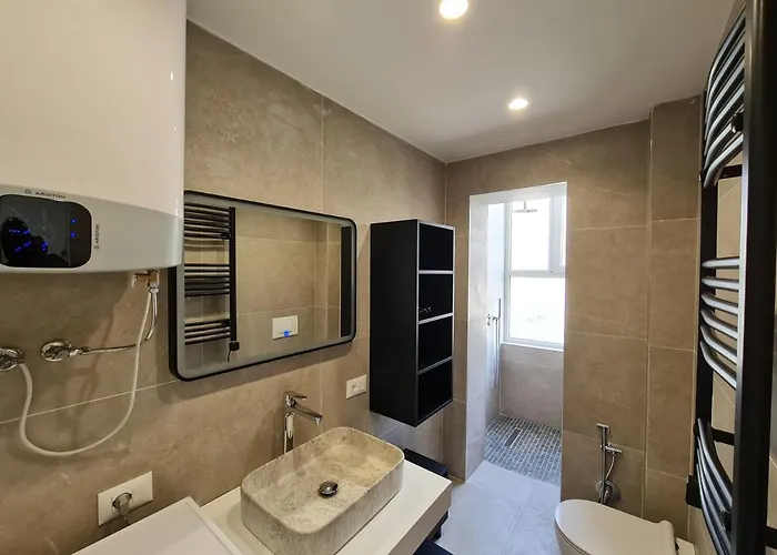 Adore - Modern Daire