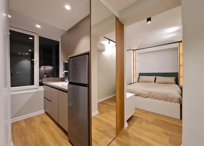 Adore - Modern Apartamento Tirana