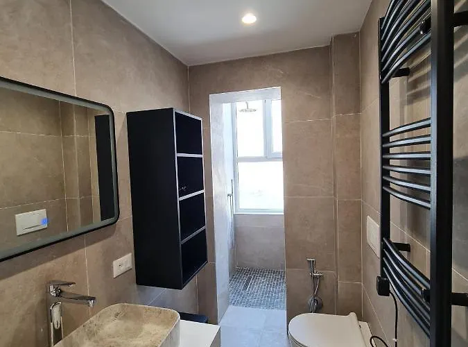 Adore - Modern Apartamento *